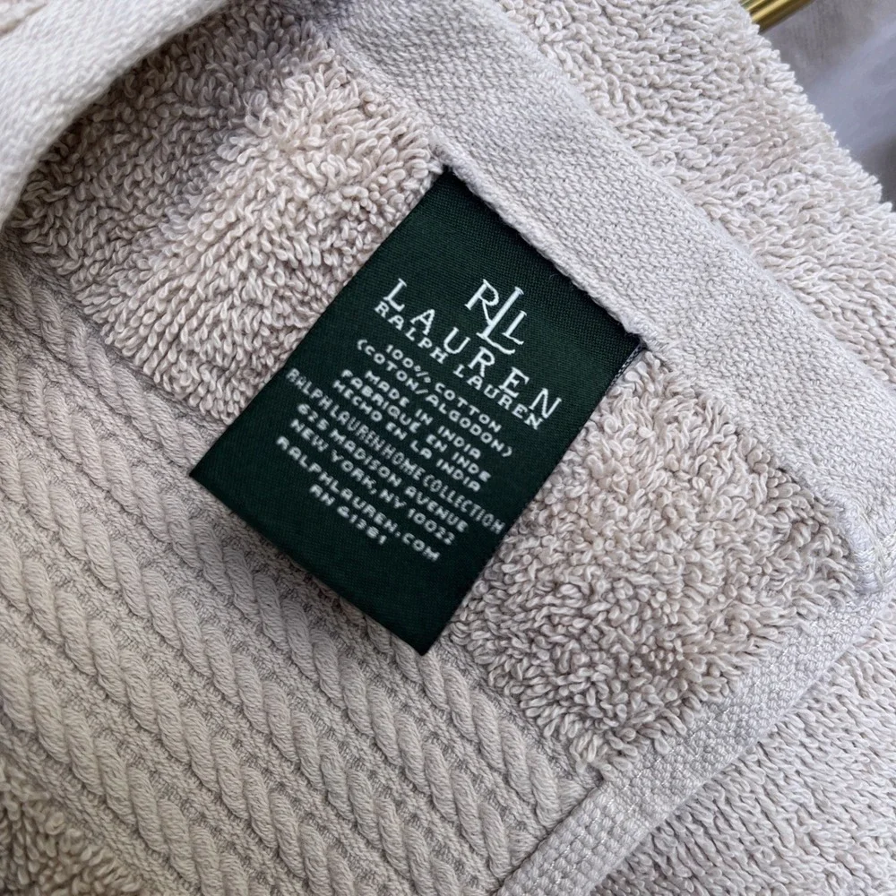 Ralph Lauren Beige Towels Set 5 Pc Bath, Hand Towel, Wash Cloth, Used M Monogram